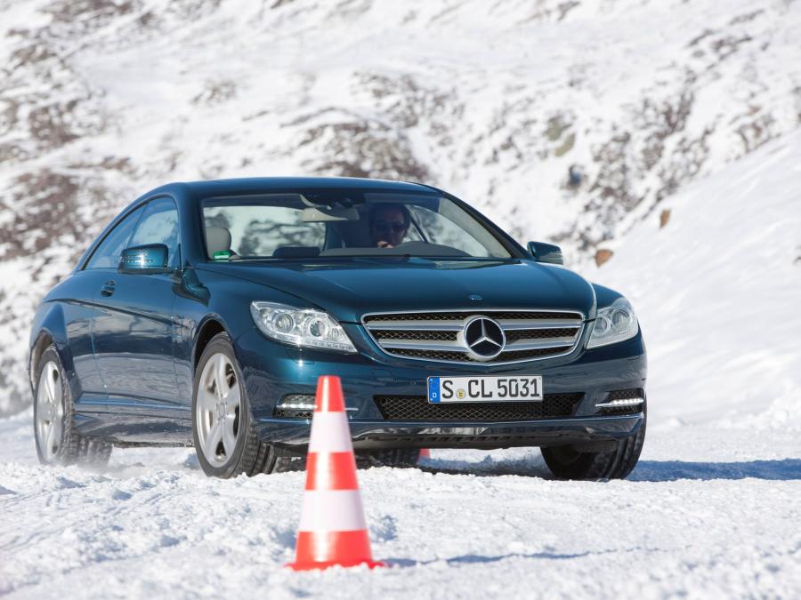  Mercedes-Benz CL500 4Matic 2010 года  (фото 9 из 13)